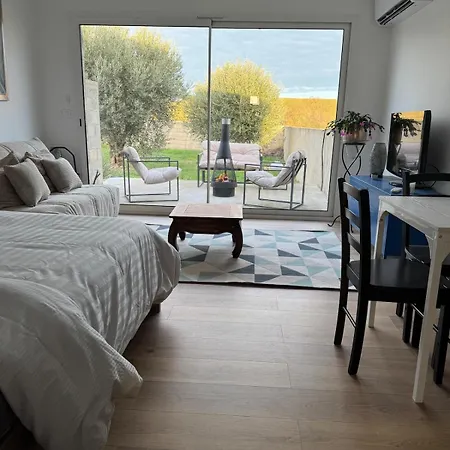 Prive Au Calme Avec Terrasse Et Parking