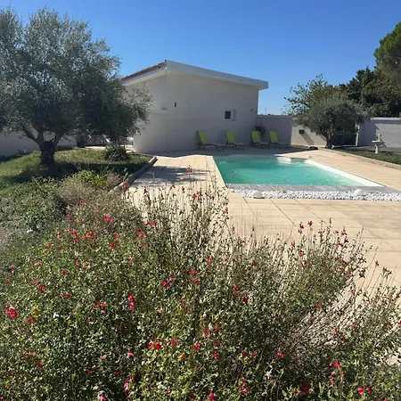 Prive Au Calme Avec Terrasse Et Parking Appartement Taix